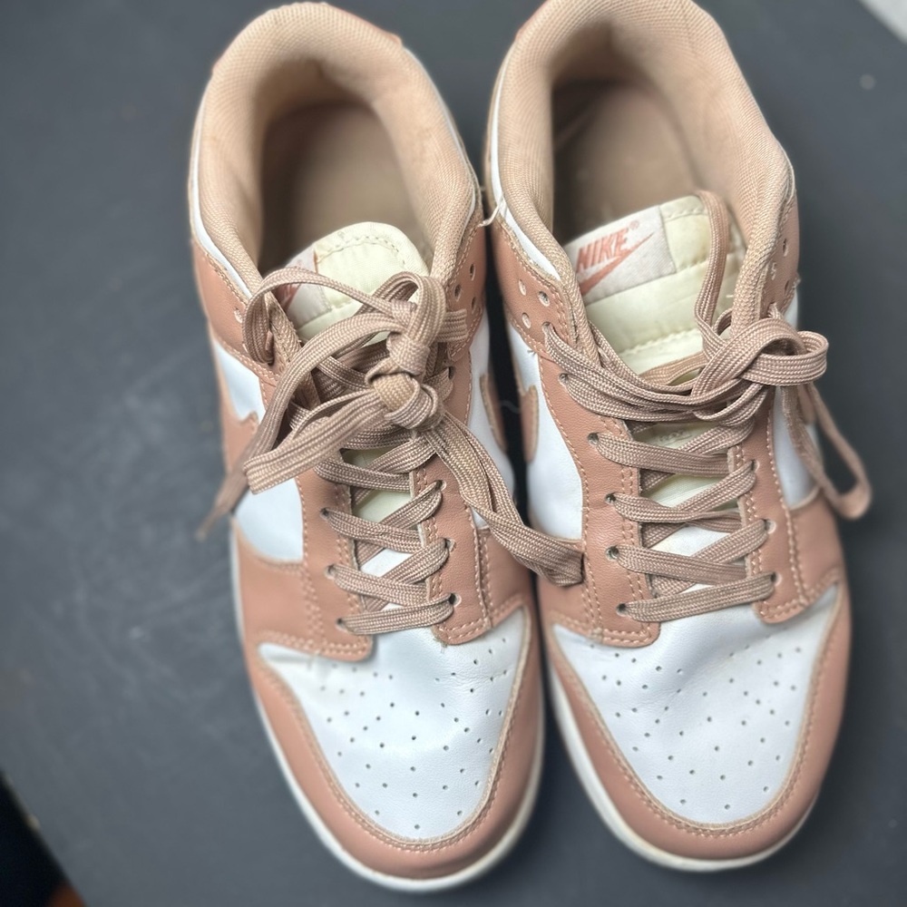 Nike Dunk Low Women's Shoes - Picture 2 of 4
